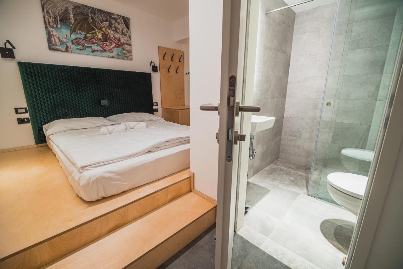 לובליאנה Dragons Dream Hostel מראה חיצוני תמונה